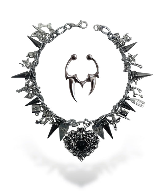 OnyxThorn Heart Choker